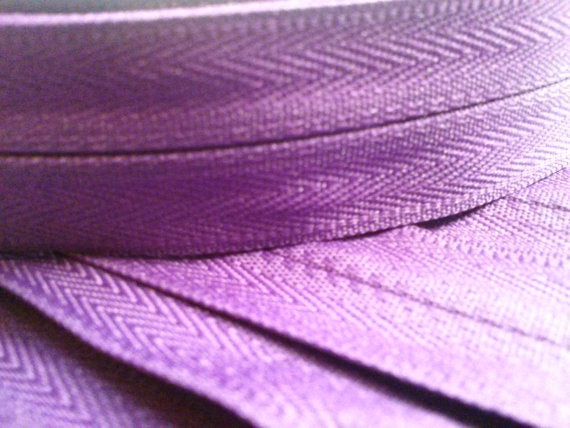 Purple Invisible Zippers 13 Inches Color 526 - ZipUpZipper