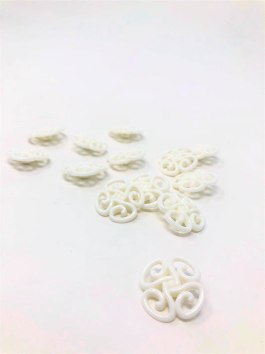 White Plastic Floral Shank Button 1 inch - ZipUpZipper